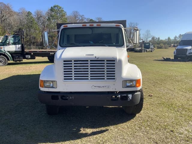 Image of International 4700 equipment image 1