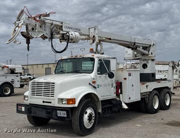 Main image International 4900