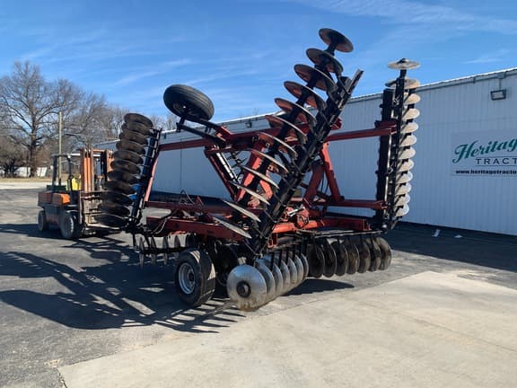 Image of International 496 equipment image 2