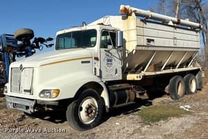 1999 International 9100 Image