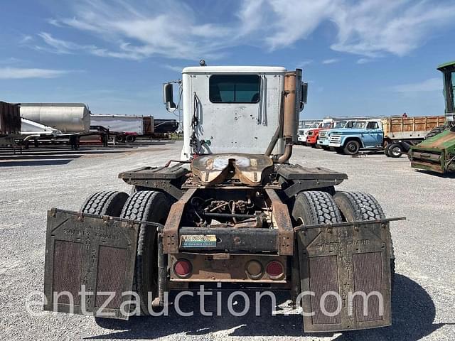 Image of International 9100 equipment image 3