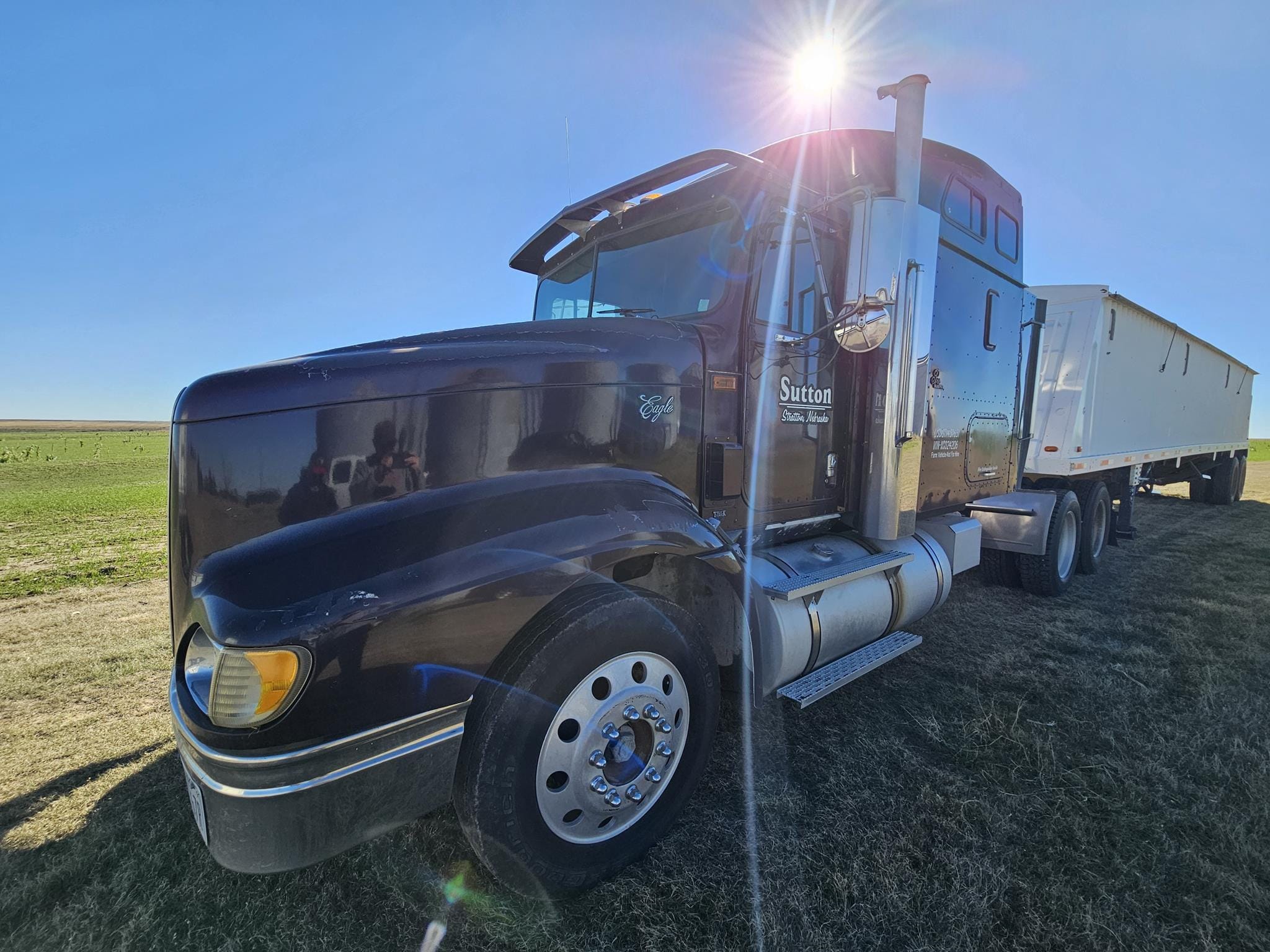 1999 International 9400 Equipment Image0