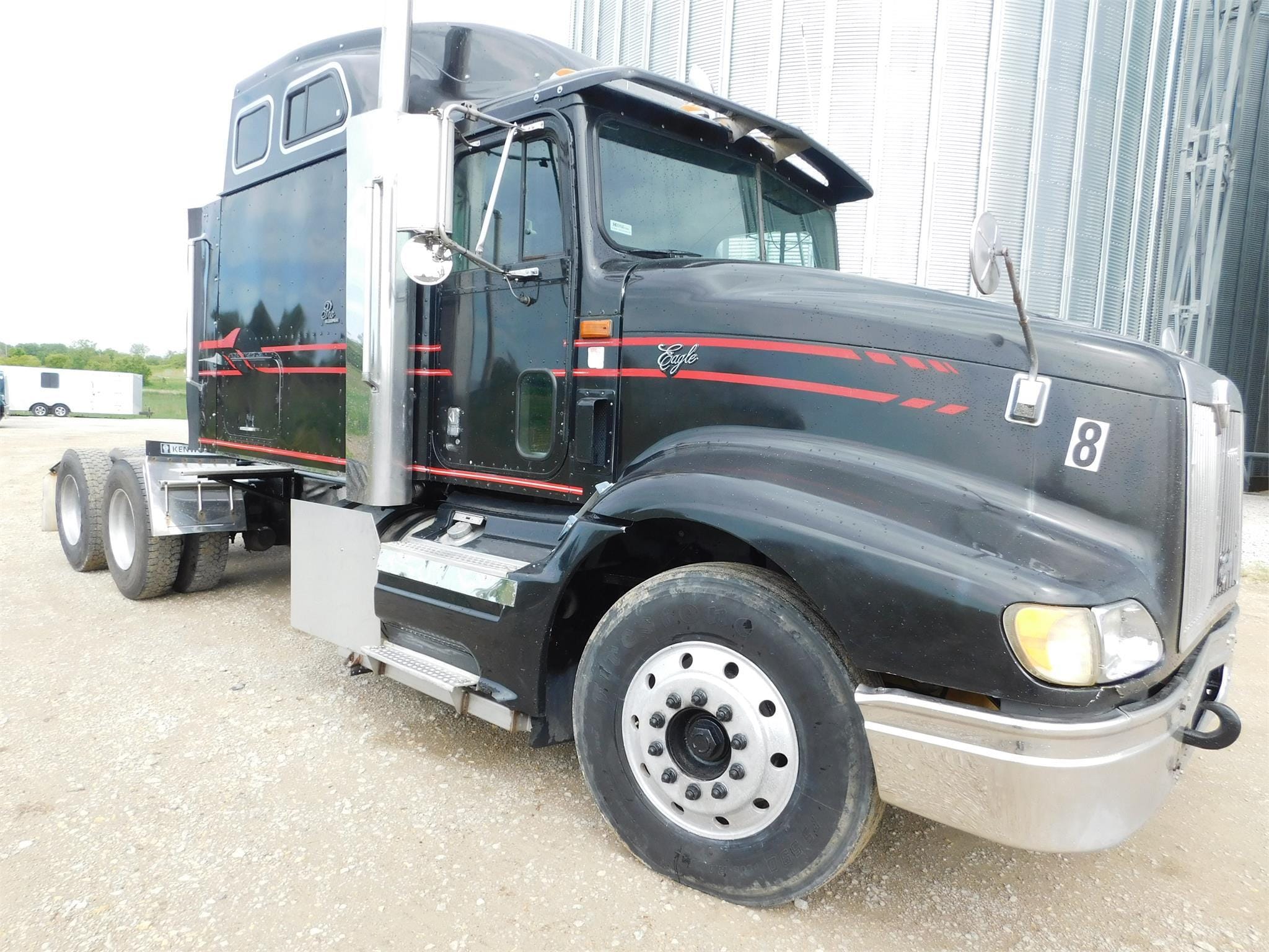 Main image International 9400