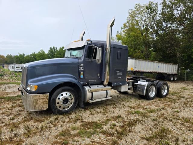 Image of International 9400 equipment image 4