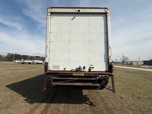 Image of International Durastar 4300 equipment image 3