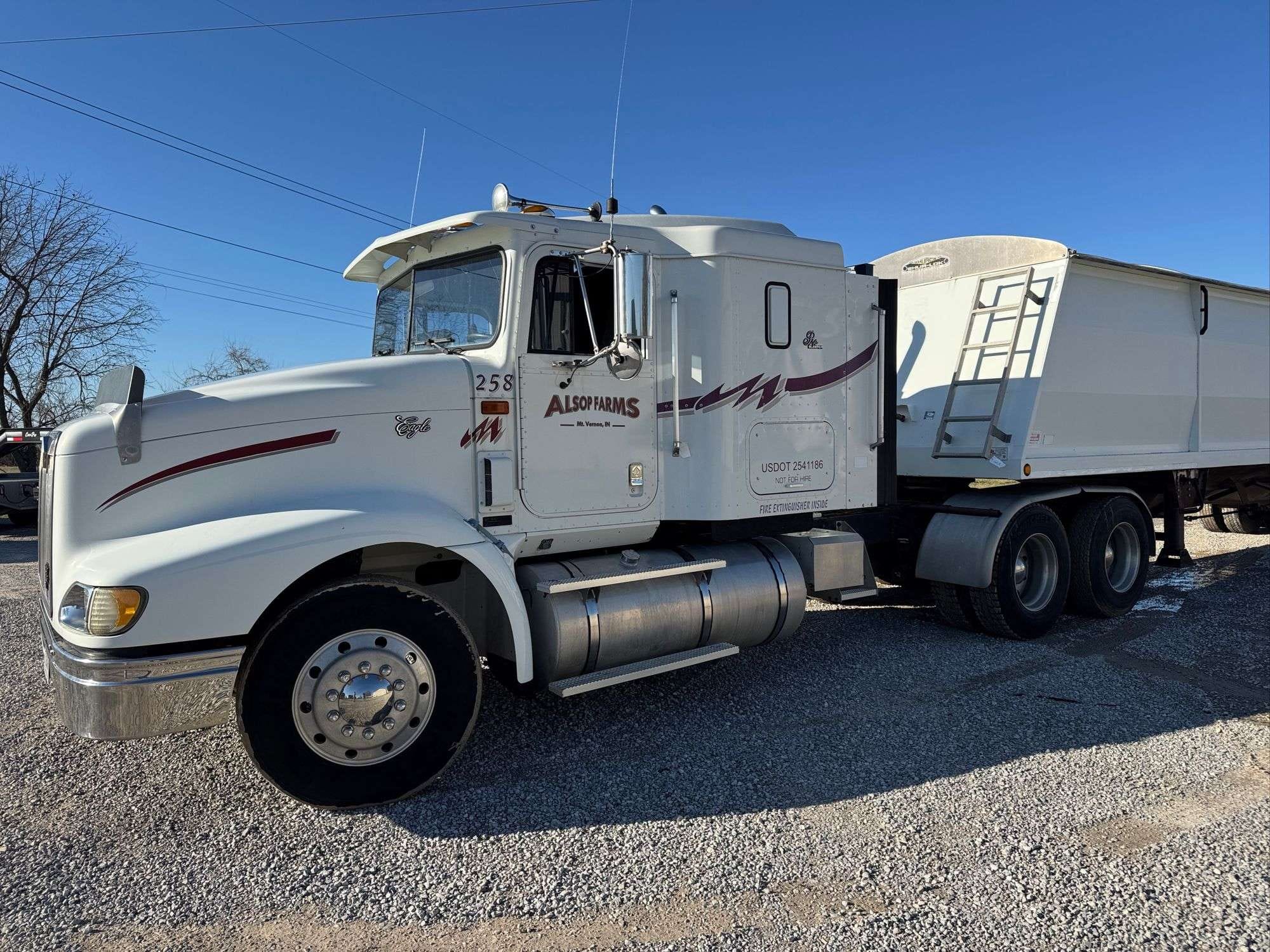 1999 International Eagle Equipment Image0