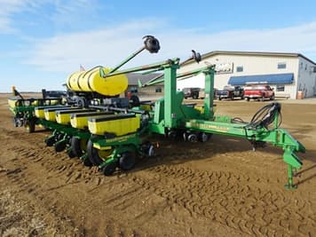 Main image John Deere 1770