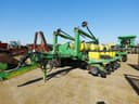 1999 John Deere 1770 Image