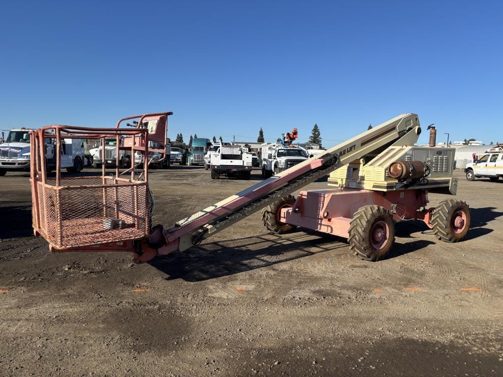 1999 JLG 40H Equipment Image0