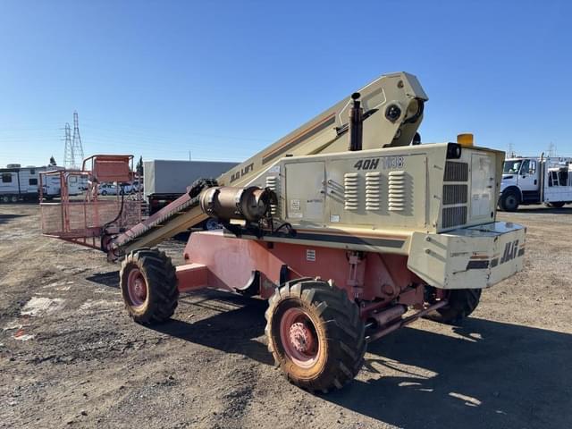 Image of JLG 40H equipment image 3