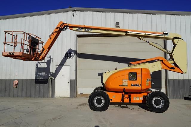 Image of JLG 600AJ equipment image 1