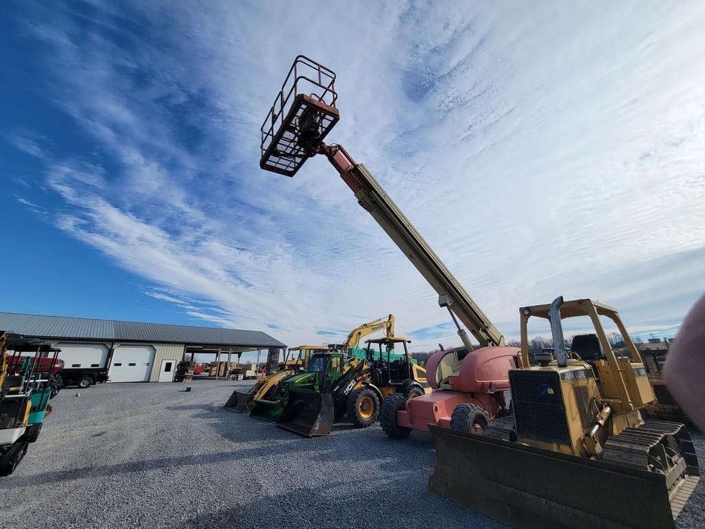 Image of JLG 600S Primary image