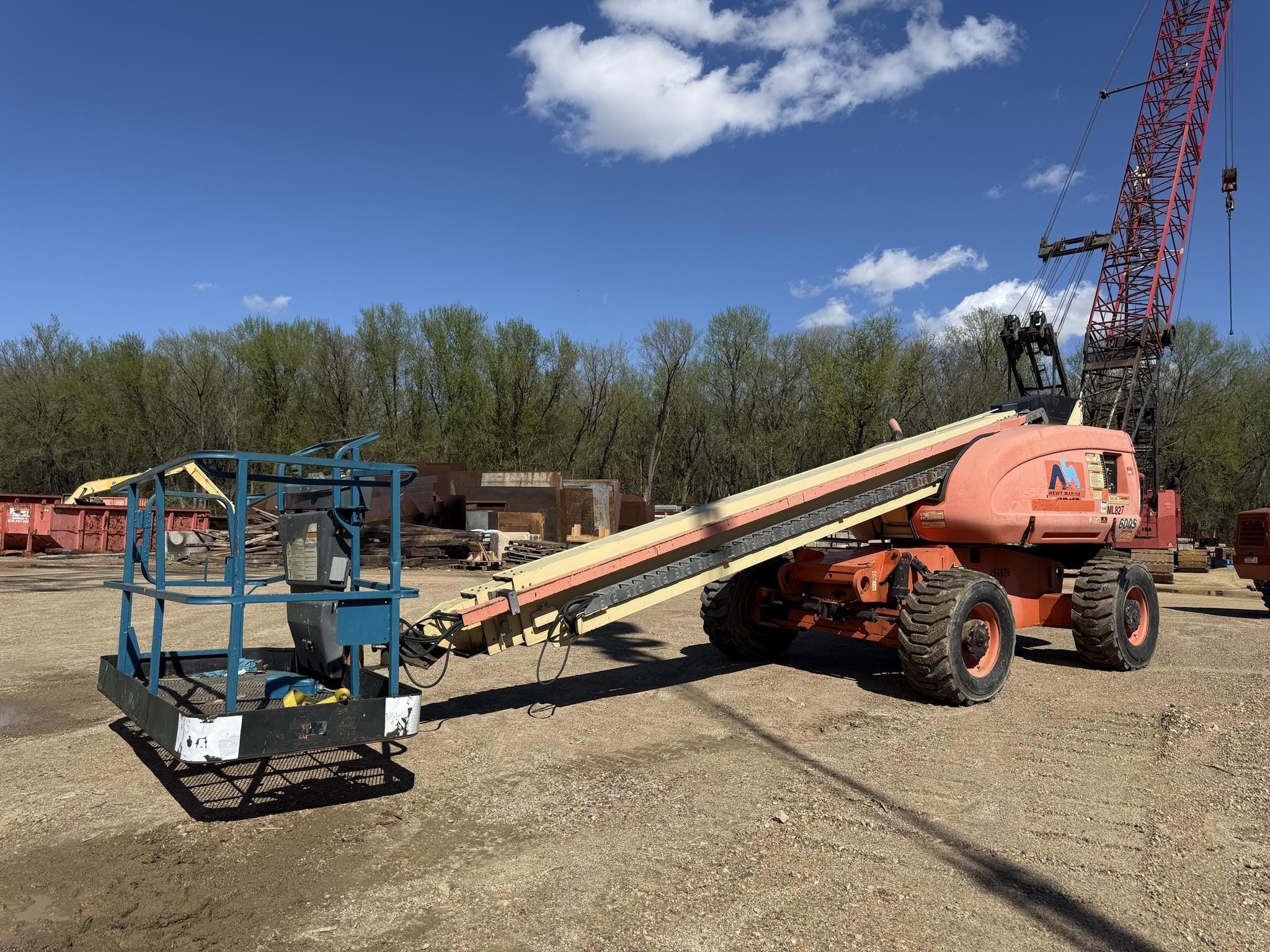 1999 JLG 600S Equipment Image0