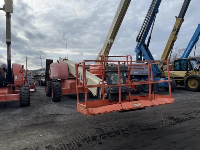 Image of JLG 600S equipment image 1