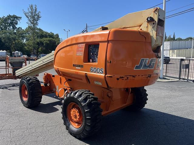 Image of JLG 600S equipment image 3
