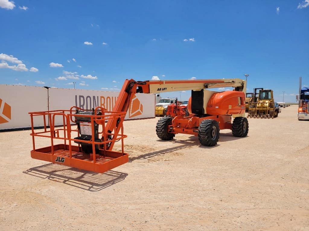 Image of JLG 800AJ Primary image
