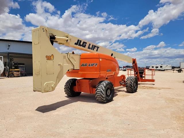 Image of JLG 800AJ equipment image 4