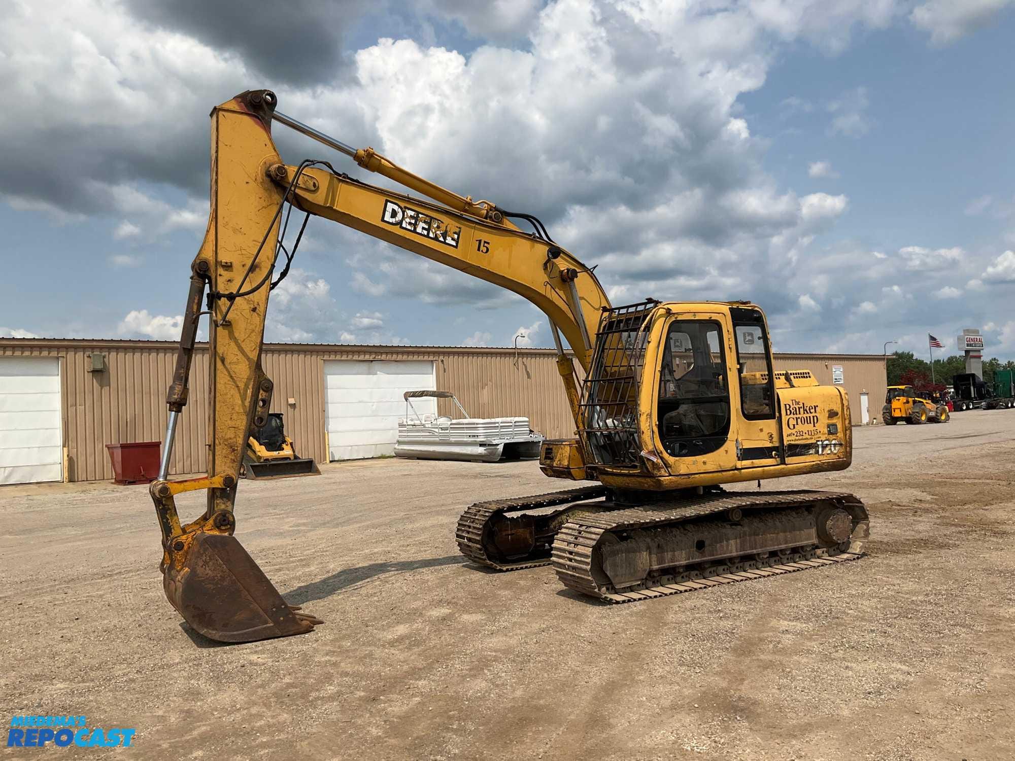 Main image John Deere 120