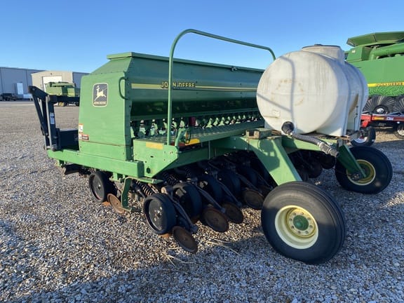 Main image John Deere 1560