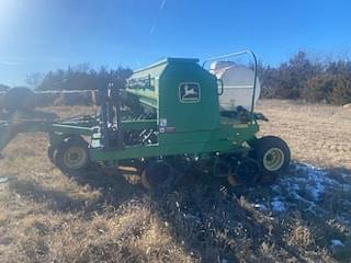 Image of John Deere 1560 equipment image 1