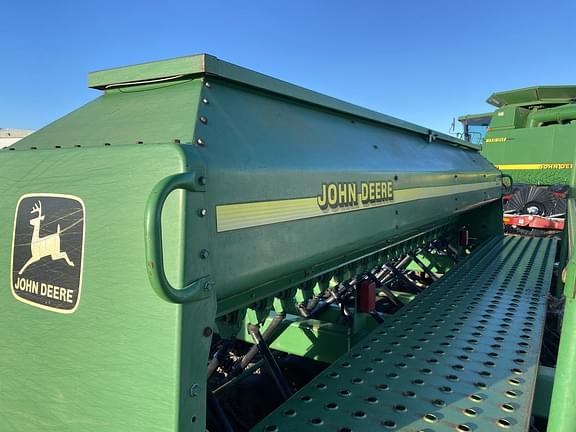 Image of John Deere 1560 equipment image 1