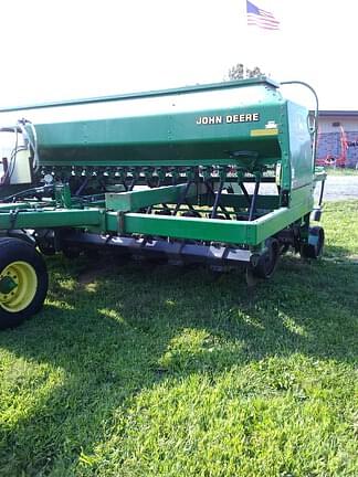 Image of John Deere 1560 equipment image 1