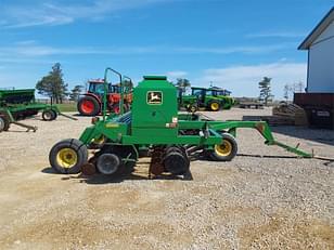 Main image John Deere 1560 4