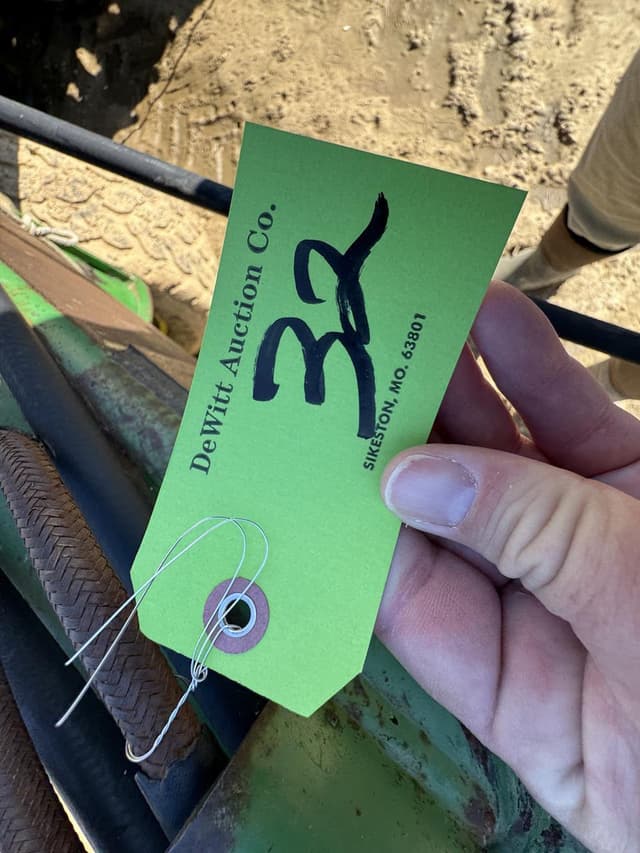 Image of John Deere 1560 equipment image 1