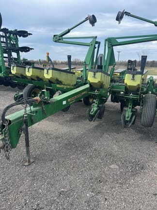 Main image John Deere 1760