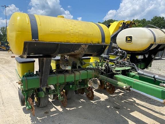 Image of John Deere 1770 equipment image 4