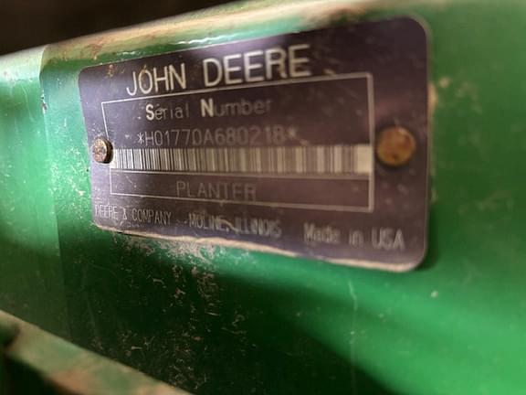 Image of John Deere 1770 equipment image 3