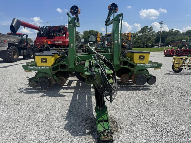 Image of John Deere 1780 equipment image 1