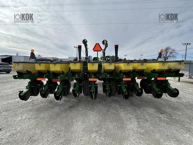 Image of John Deere 1780 equipment image 2