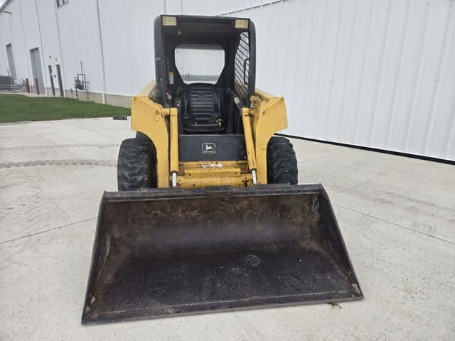 Image of John Deere 240 equipment image 3