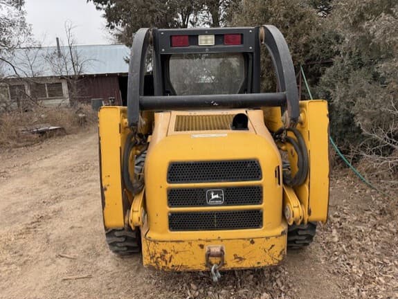 Image of John Deere 240 equipment image 3
