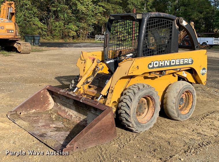 Image of John Deere 240 Primary image