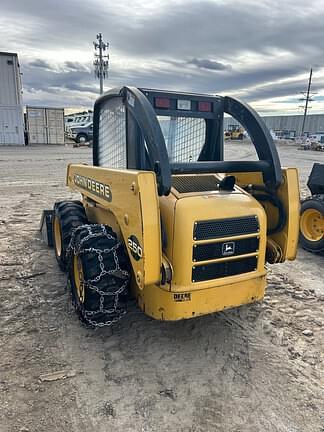 Image of John Deere 250 equipment image 4