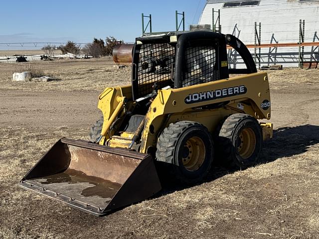 Image of John Deere 250 equipment image 1