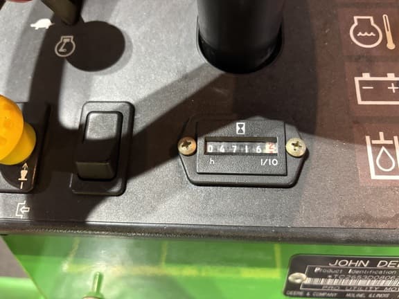 Image of John Deere 2653 equipment image 2