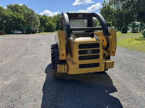 Image of John Deere 270 equipment image 1