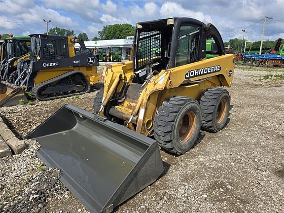 Image of John Deere 270 equipment image 2