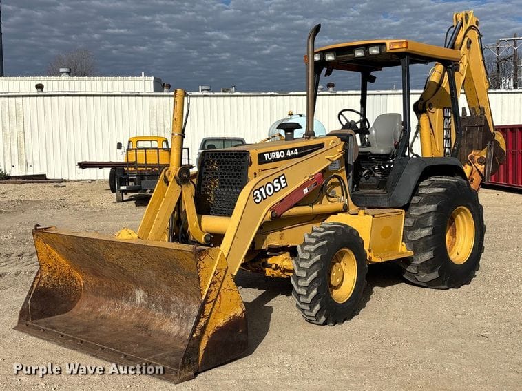 1999 John Deere 310SE Equipment Image0