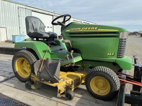 Image of John Deere 345 equipment image 1