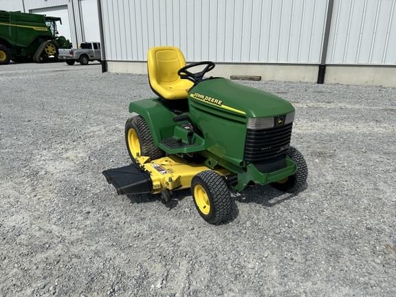 Image of John Deere 345 equipment image 1