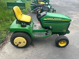 Image of John Deere 345 equipment image 3