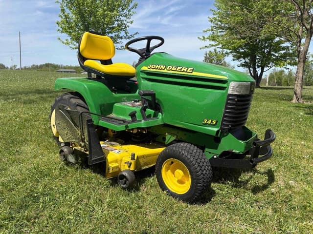 Image of John Deere 345 equipment image 2