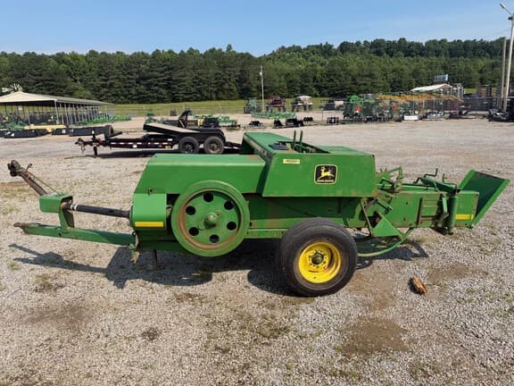 Image of John Deere 348 equipment image 1