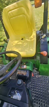 Image of John Deere 4100 equipment image 3