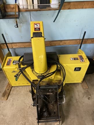Image of John Deere 4100 equipment image 4