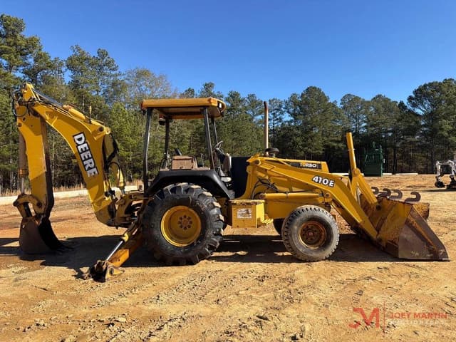 Image of John Deere 410E equipment image 1
